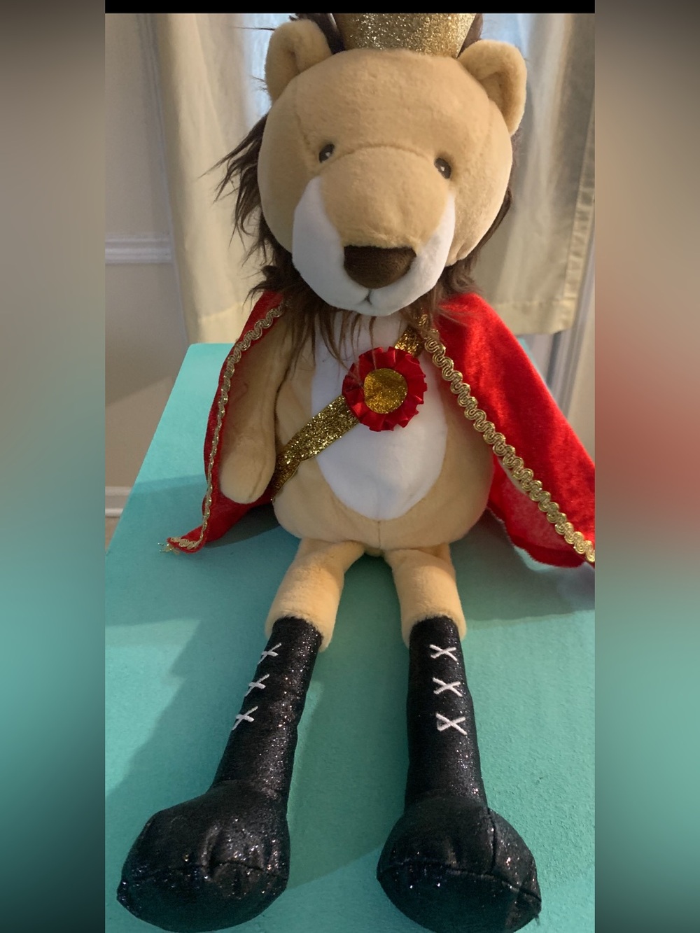FAO Schwarz glow brights Nutcracker Lion plush doll in Red and Gold Cape